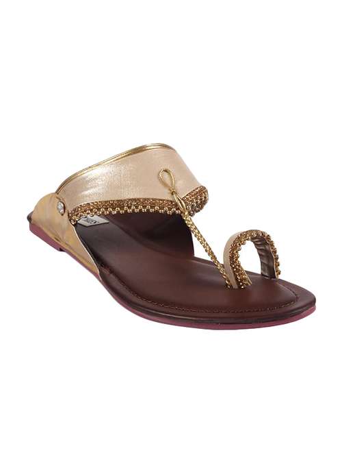 gold one toe kolhapuri - 14185128 - Very Small Image - 1