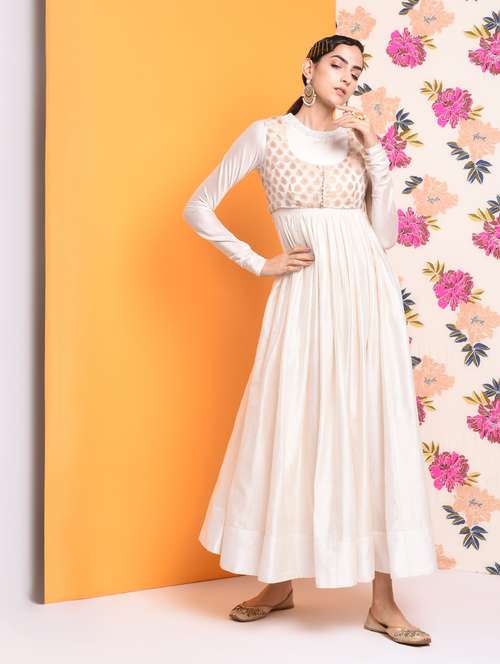 brocade yoke chanderi flared kurta - 15693540 - Very Small Image - 1