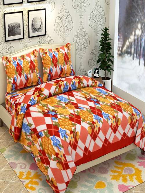 Double Bed Ac Polar Fleece Blanket with 2 pillow covers by vivek homesaaz - 15903357 - Very Small Image - 1