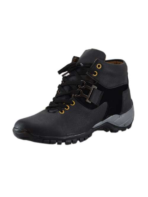 black leatherette low ankle boots - 16266737 - Very Small Image - 1