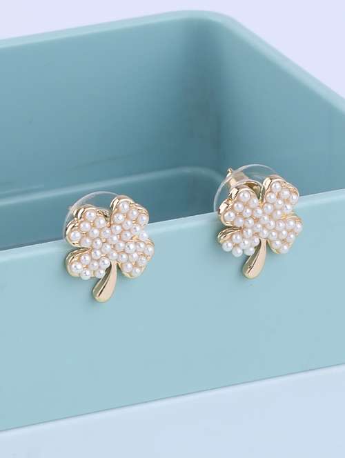gold metal studs earring - 16995656 - Very Small Image - 1