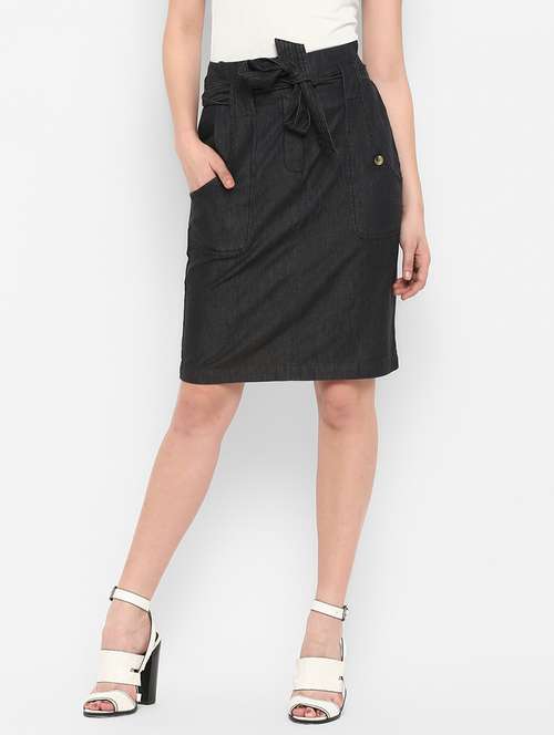 tie up waist denim shorts - 17299269 - Very Small Image - 1
