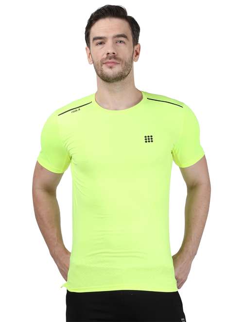 green solid t-shirt - 17844236 - Very Small Image - 1