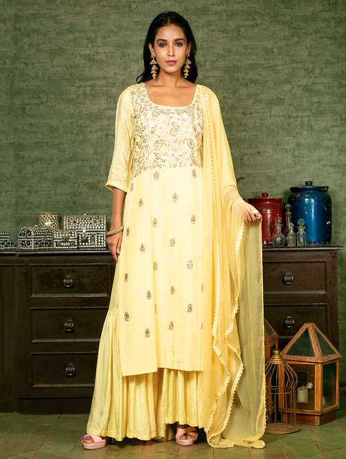 yellow self design straight set - 18056548 - Very Small Image - 1