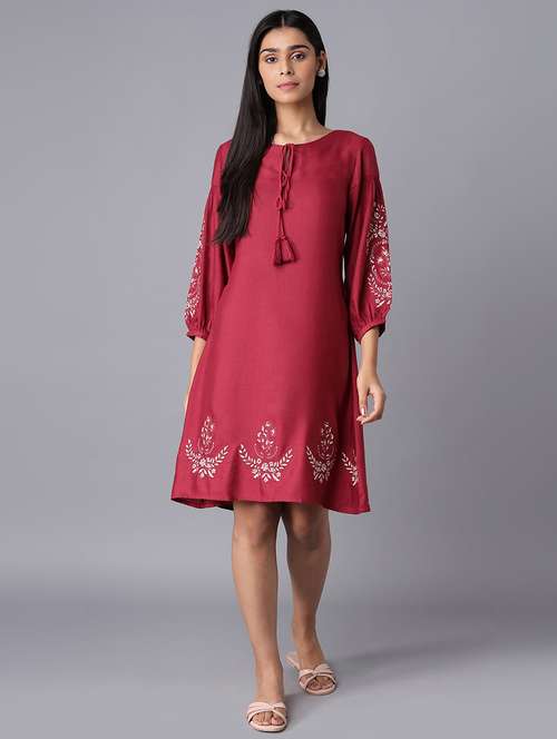 red solid a-line ethnic dress - 18216976 - Very Small Image - 1