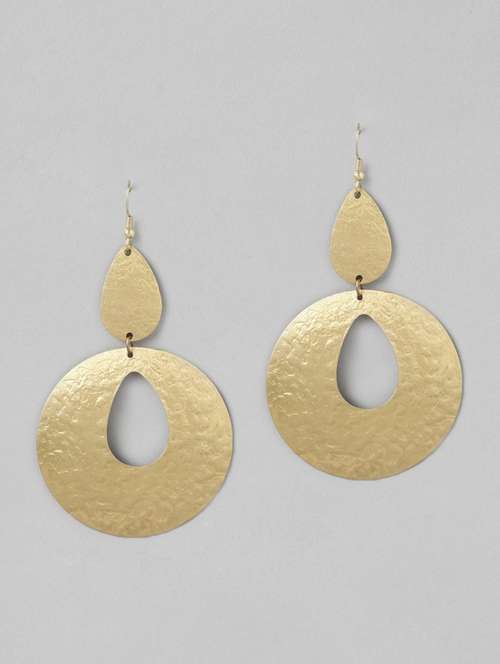 gold metal drop earring - 18513825 - Very Small Image - 1