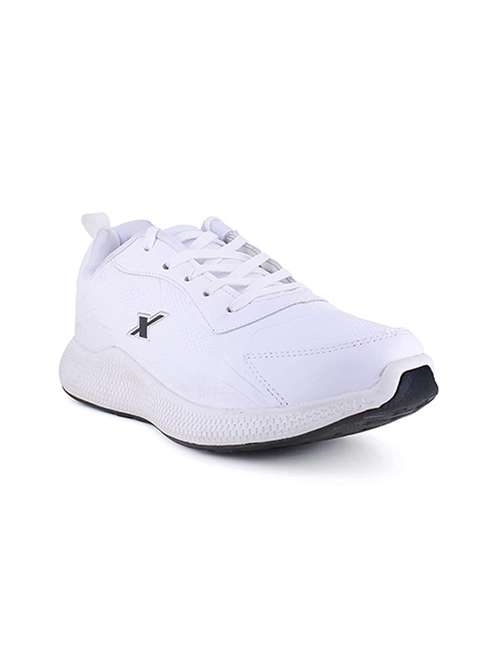 black sport shoes - 19410263 - Very Small Image - 1
