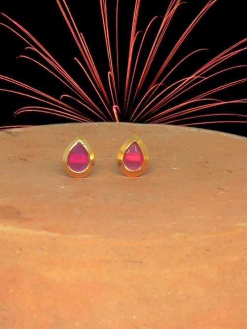 red brass studs earring - 19667216 - Very Small Image - 1