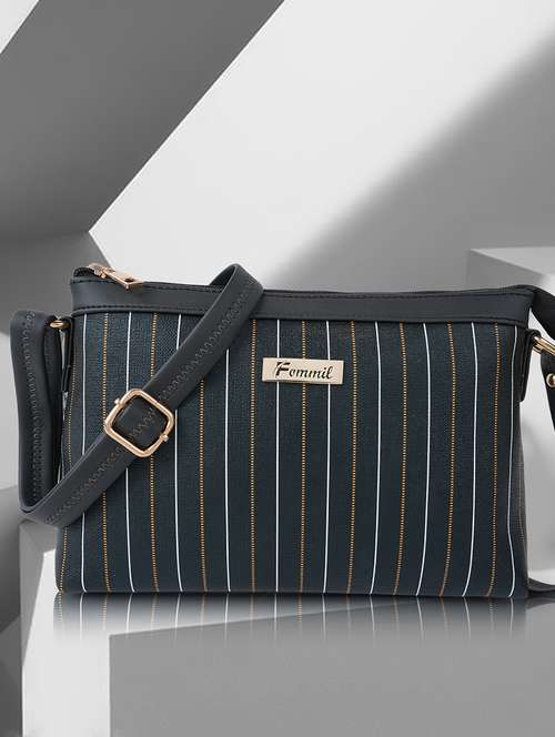 black leatherette (pu) sling bag - 19695728 - Very Small Image - 1