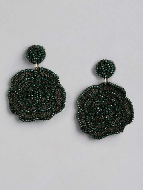 green metal drop earrings - 21341462 - Very Small Image - 1