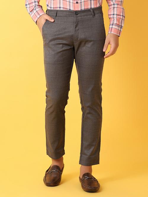 men mid rise solid chinos - 21378275 - Very Small Image - 1