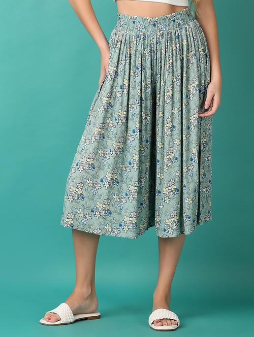women green floral printed palazzo - 21498798 - Very Small Image - 1