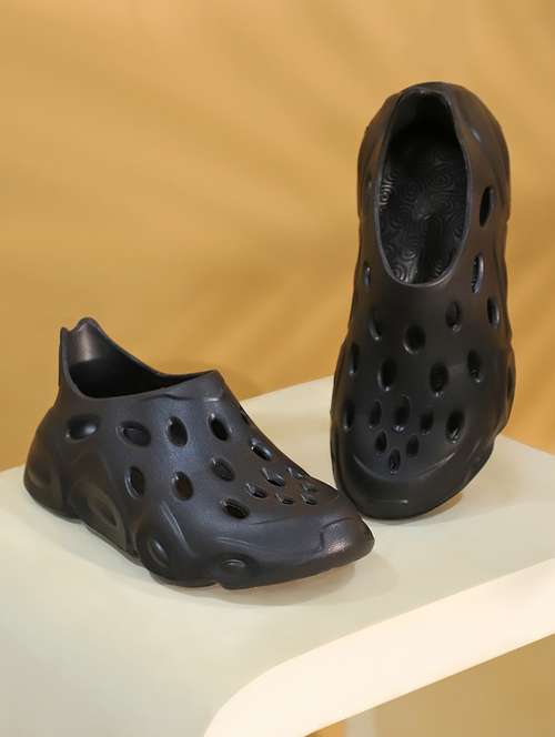 women black solid clogs - 21527816 - Very Small Image - 1