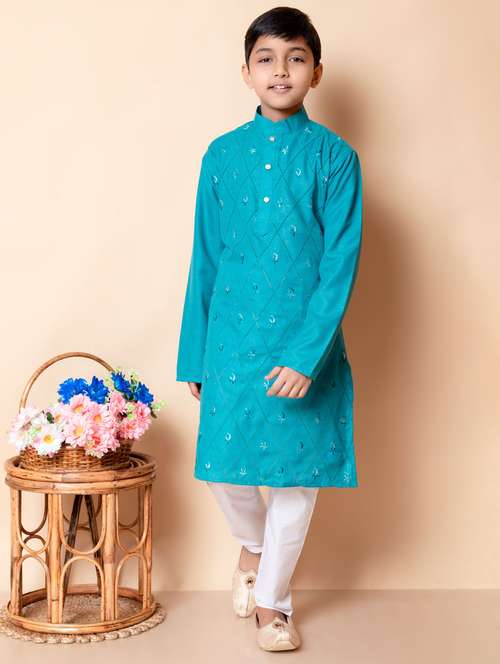 boys embroidered mandarin neck kurta pyjama set - 21585433 - Very Small Image - 1