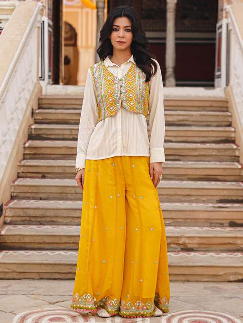 women embroidered fusion set - 21606769 - Very Small Image - 1