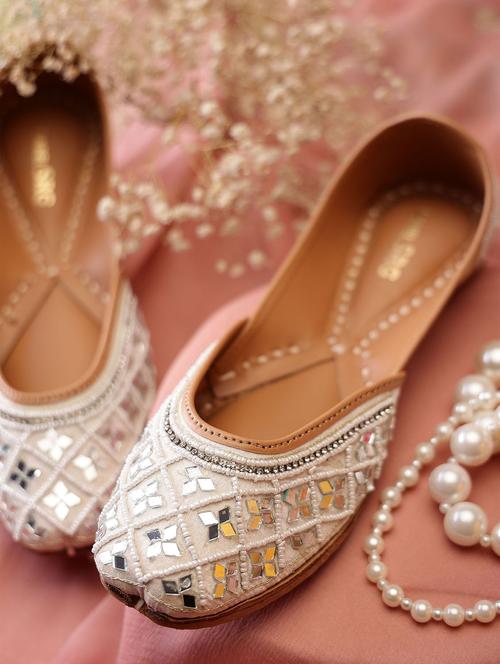 women embellished slip on juttis - 21943245 - Very Small Image - 1
