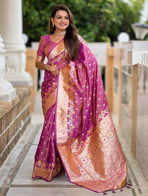 women self design banarasi saree with blouse - 21959458 - Very Small Image - 1