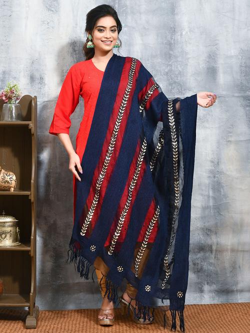 women solid with work embroidered dupatta - 21965697 - Very Small Image - 1