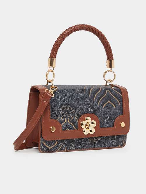 women printed pu structured handbag - 21971465 - Very Small Image - 1