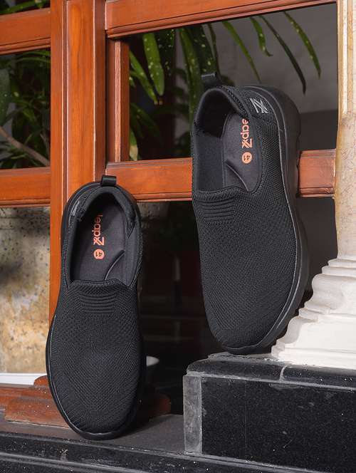 men black slip on sport shoe - 22029124 - Very Small Image - 1