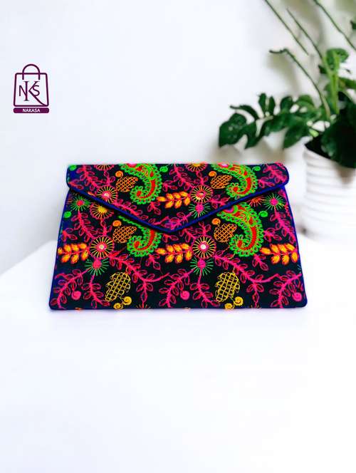 blue embroidery velvet ethnic clutch with flap - 22033586 - Very Small Image - 1