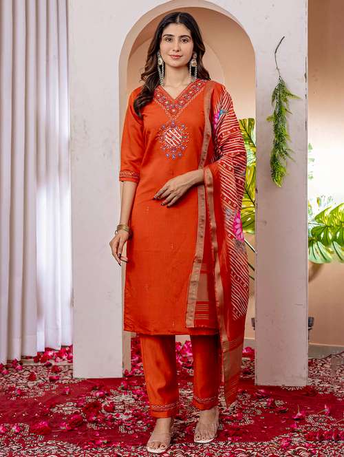 women embroidered three quarter sleeve kurta pant with dupatta set - 22053783 - Very Small Image - 1