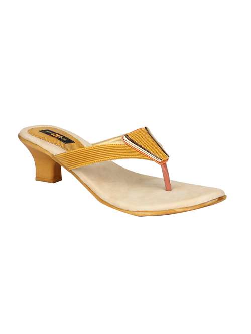 yellow  toe separator sandal - 13677964 - Very Small Image - 1