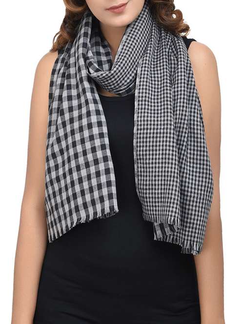 women's checks print stole - 13786566 - Very Small Image - 1
