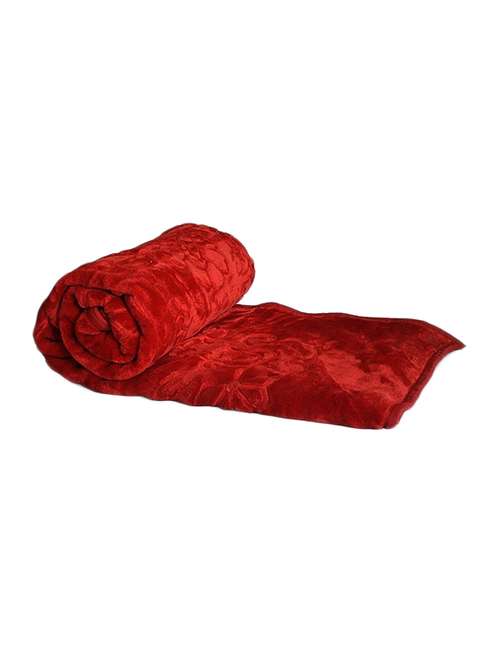 super soft red floral embossed blanket - 14378603 - Very Small Image - 1