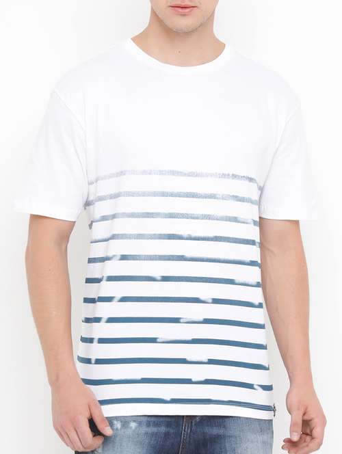 white cotton t-shirt - 14882320 - Very Small Image - 1