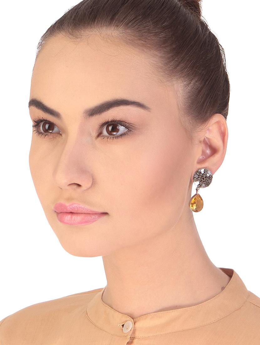 yellow metal drop earring - 16100761 - Zoom Image - 2