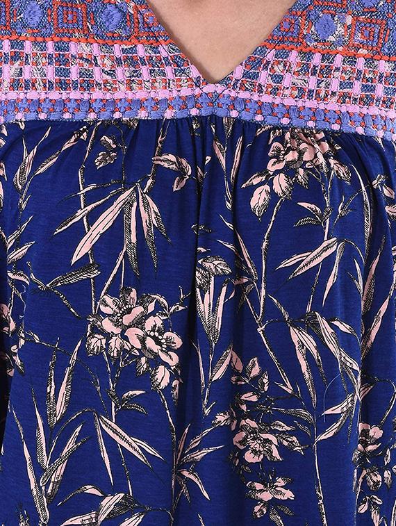 women's straight v neck top - 16816426 - Standard Image - 4