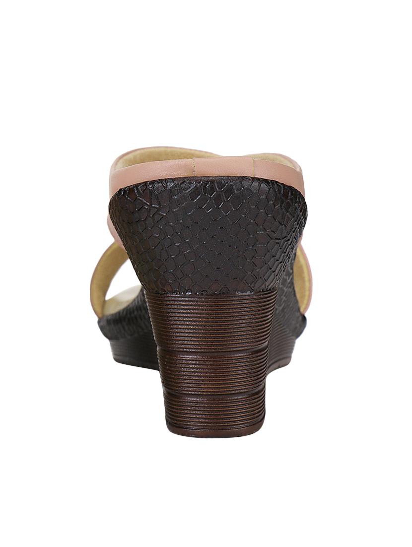 pink toe separator wedges - 16940493 - Zoom Image - 2