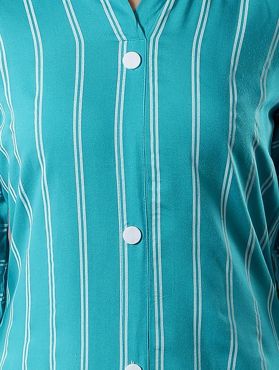 women's straight kurta - 17419440 - Zoom Image - 3