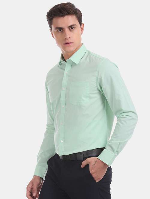 green solid formal shirt - 17575876 - Very Small Image - 1