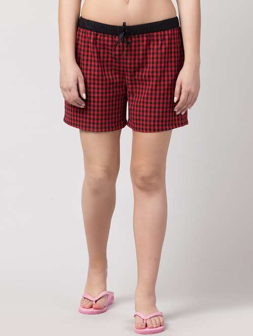 red cotton regular shorts - 17611281 - Very Small Image - 1