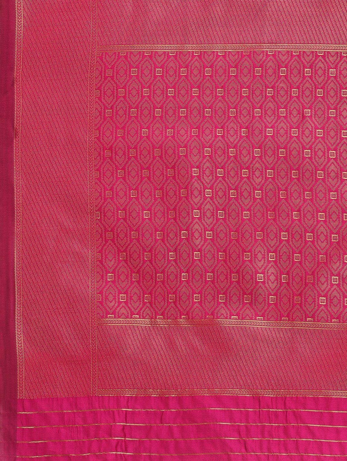 women's floral pink colored saree - 17908157 - Zoom Image - 4