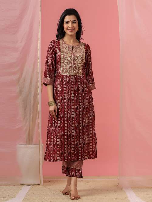 red chanderi kurta pant  set - 18334976 - Very Small Image - 1