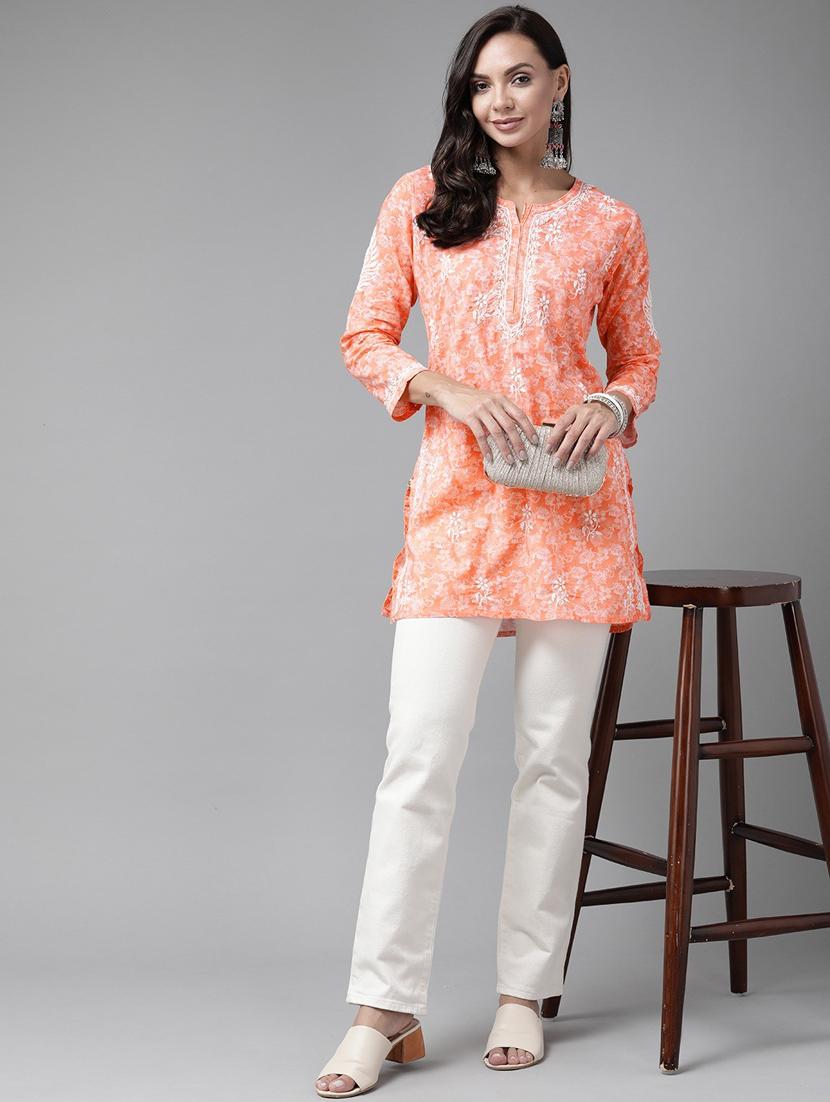 women chikankari straight short kurti - 18400007 - Zoom Image - 3