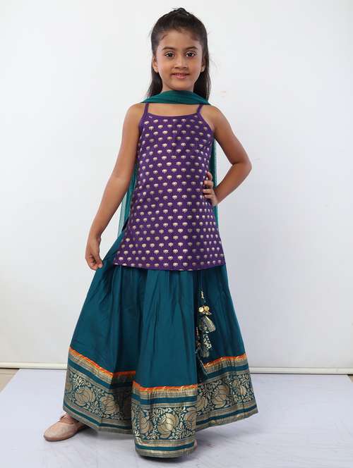 girls purple foil print kurta skirt set with dupatta - 18445835 - Very Small Image - 1