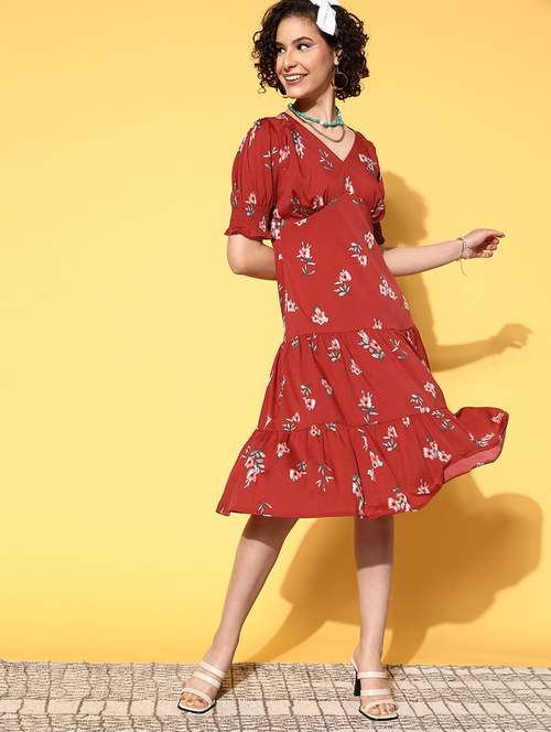 women's tiered dress floral dress - 18472641 - Very Small Image - 1