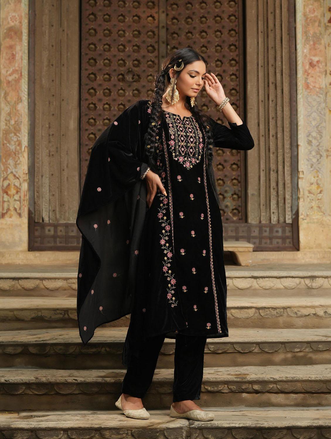 embroidered kurta pant set with dupatta - 18576148 - Zoom Image - 2