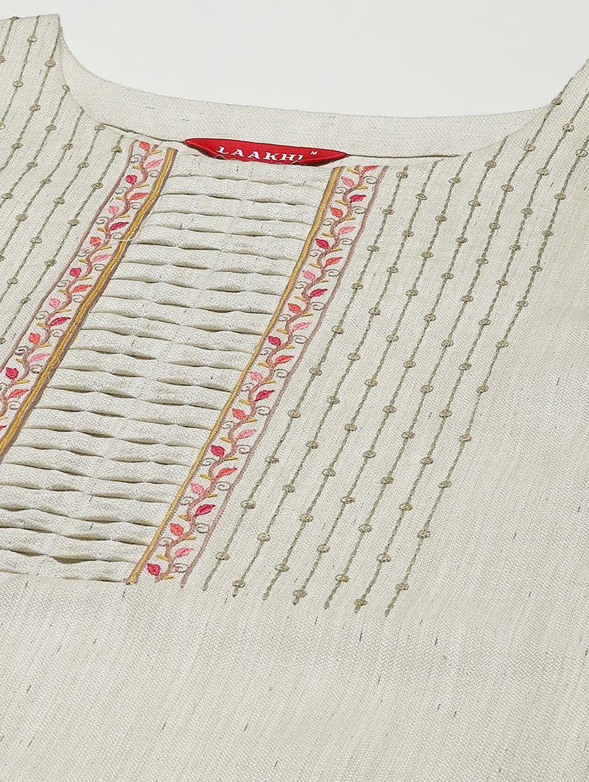 women's straight kurta - 19749022 - Standard Image - 4