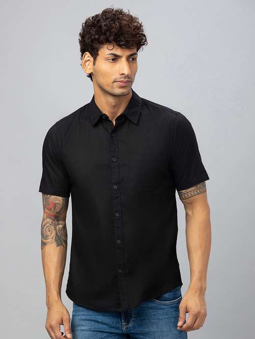 globus men black short sleeves cotton curved hem shirt with patch pocket - 19782651 - Very Small Image - 1