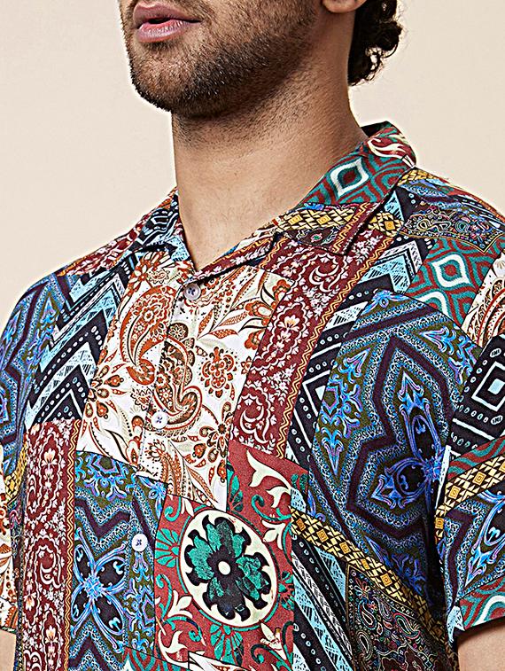 multi colored printed shirt and shorts set - 19784835 - Zoom Image - 5