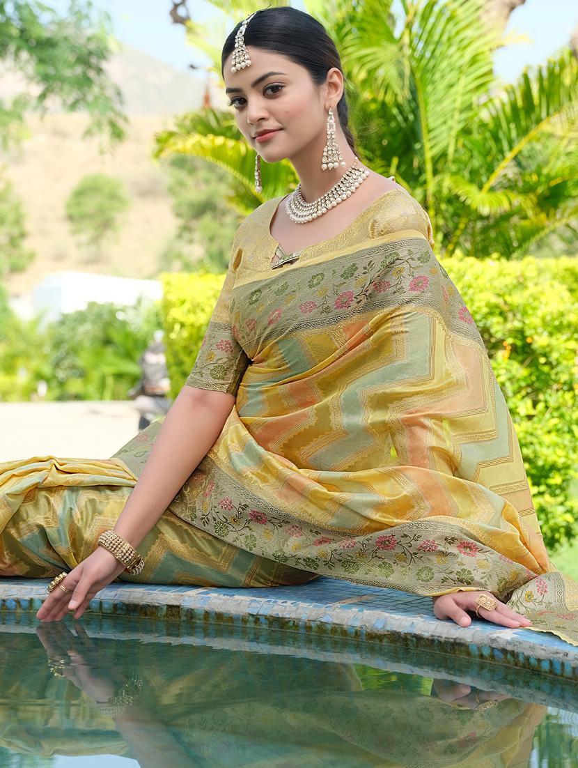 women's banarasi saree with blouse - 20136569 - Standard Image - 3