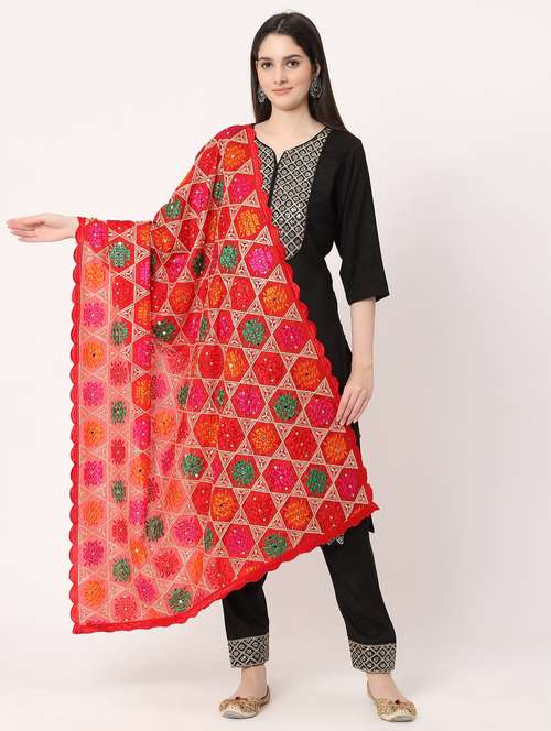 red phulkari dupatta - 20276671 - Very Small Image - 1