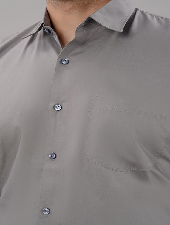 men solid long sleeve formal shirt - 20549424 - Zoom Image - 4