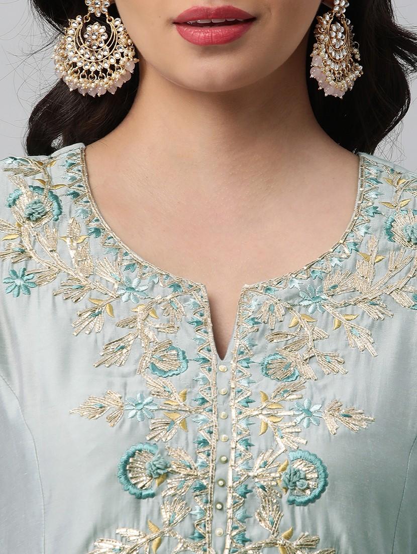 women embroidered a-line kurta - 20912067 - Standard Image - 4