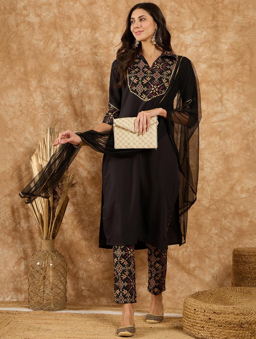 women three quarter sleeve kurta pant set - 20957702 - Zoom Image - 2